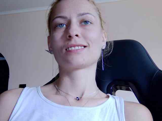karo131324 webcam