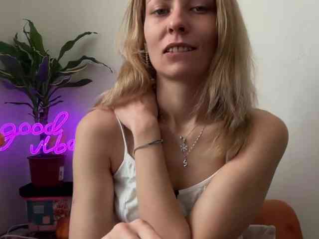 karo131324 webcam