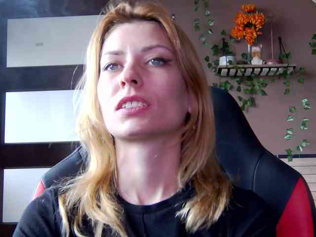 karo131324 webcam