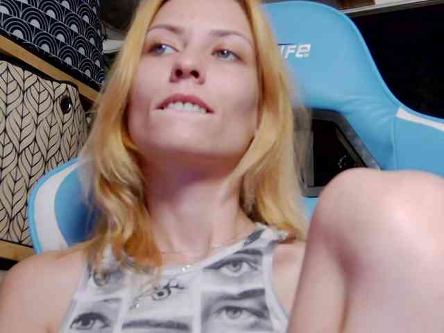 karo131324 webcam