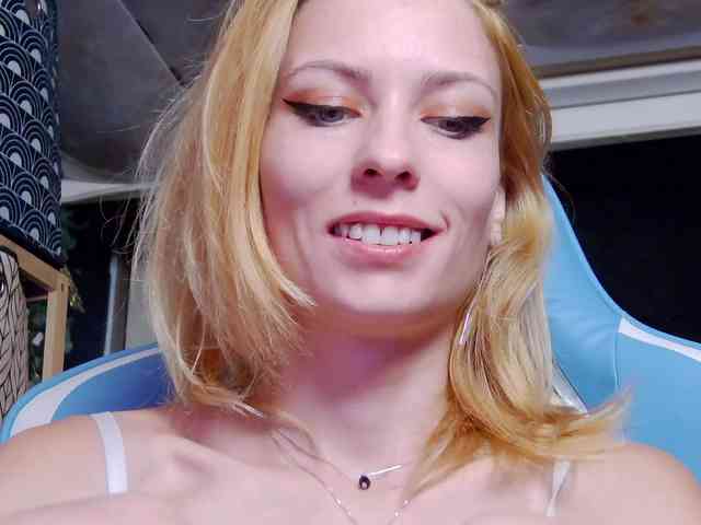 karo131324 webcam