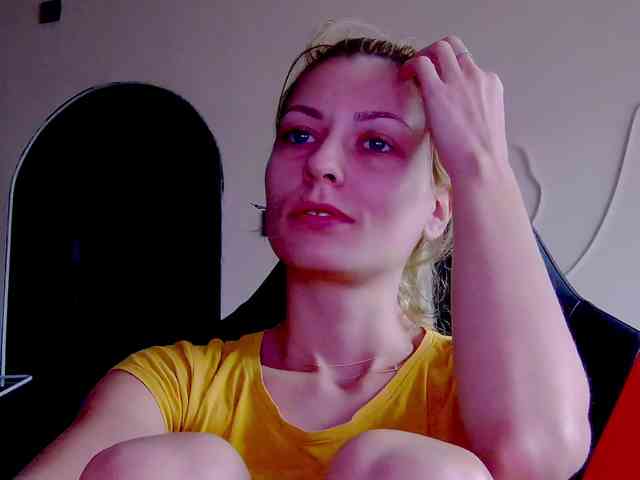 karo131324 webcam