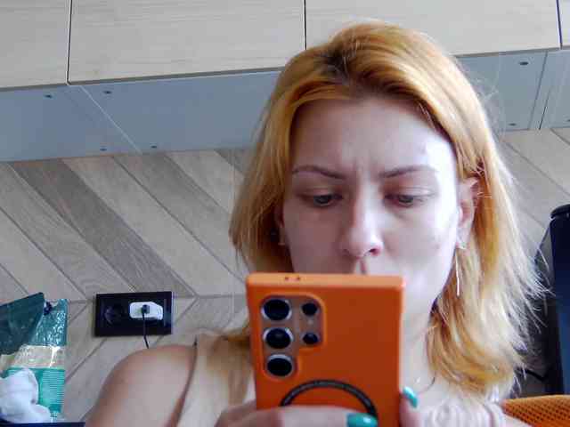 karo131324 webcam