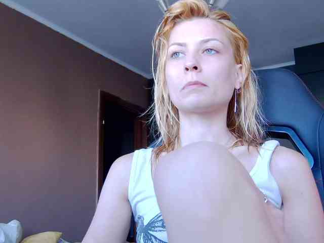 karo131324 webcam