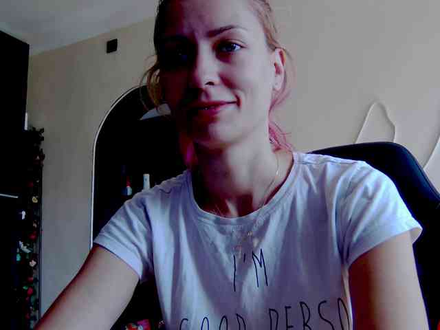 karo131324 webcam