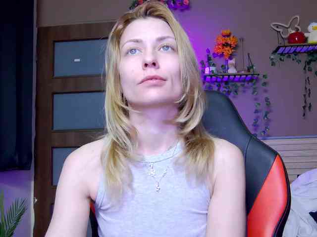 karo131324 webcam