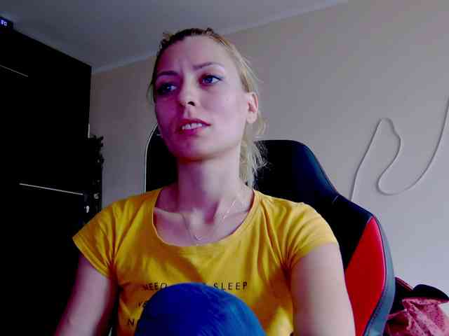 karo131324 webcam
