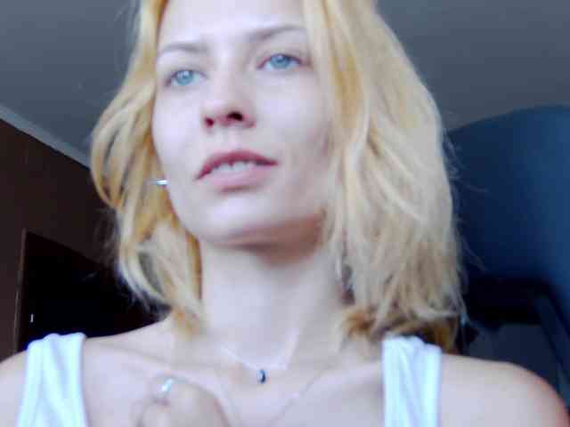 karo131324 webcam