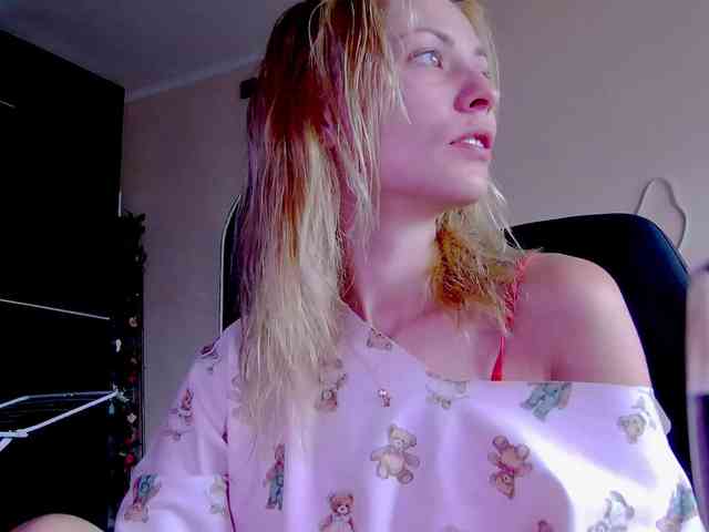 karo131324 webcam