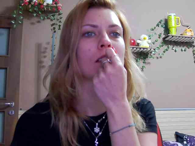 karo131324 webcam