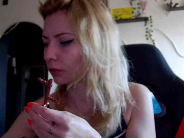 karo131324 webcam