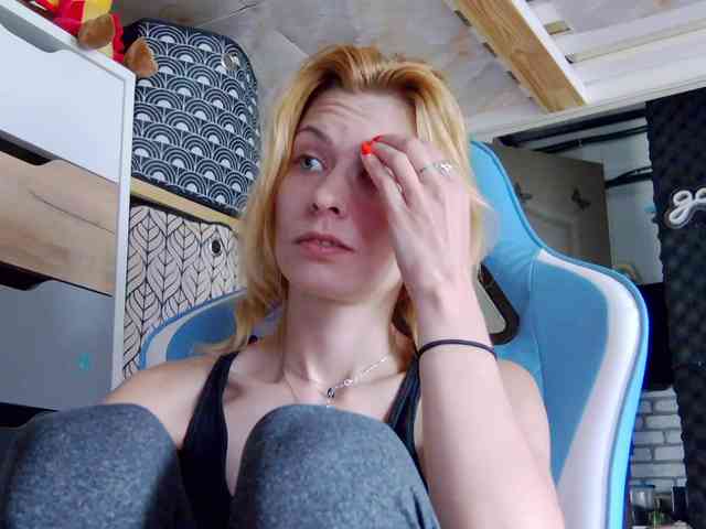 karo131324 webcam