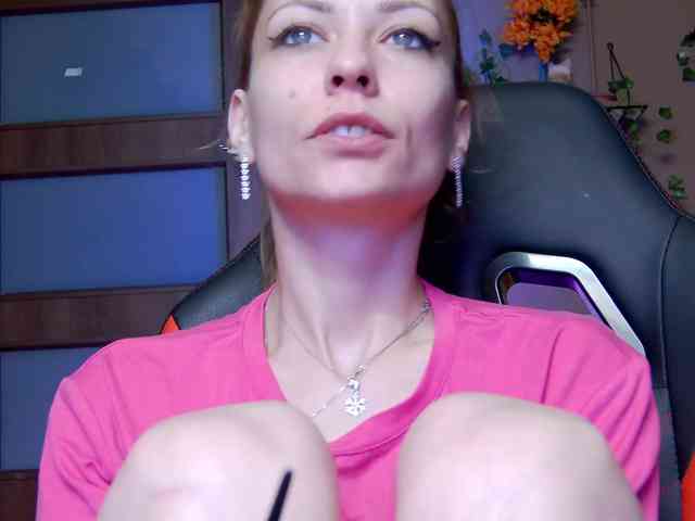 karo131324 webcam