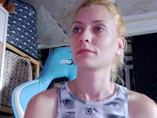 karo131324 webcam
