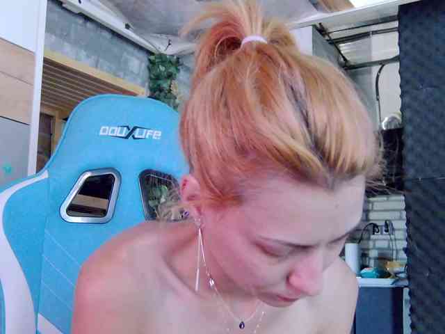 karo131324 webcam