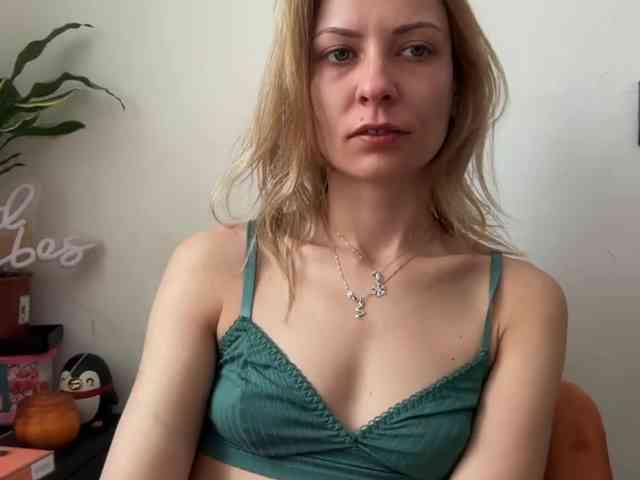 karo131324 webcam
