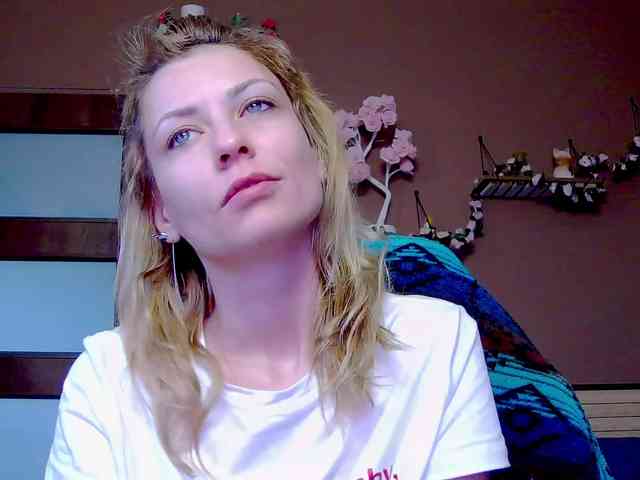 karo131324 webcam