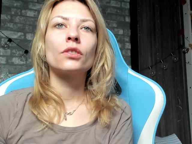 karo131324 webcam