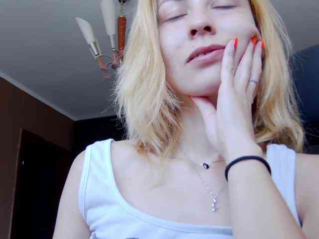 karo131324 webcam