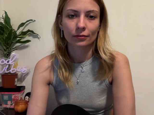 karo131324 webcam