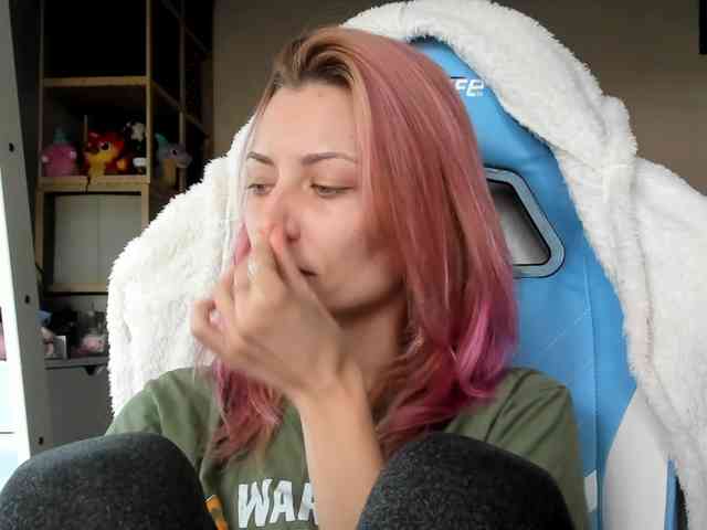 karo131324 webcam