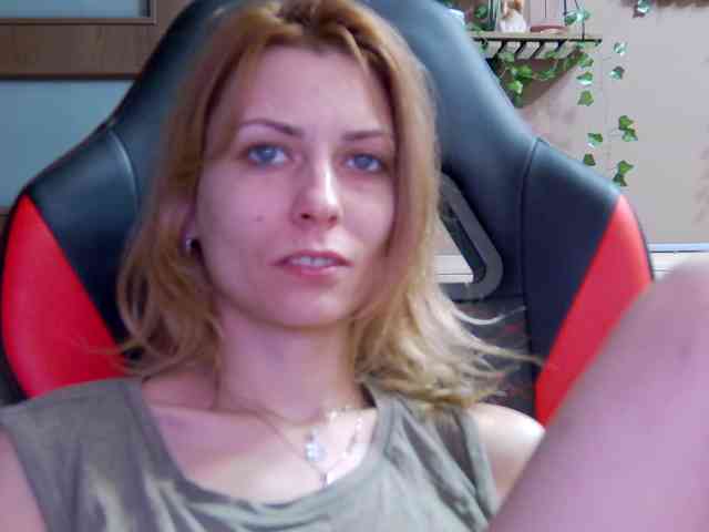 karo131324 webcam