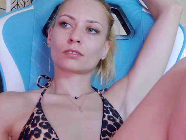 karo131324 webcam