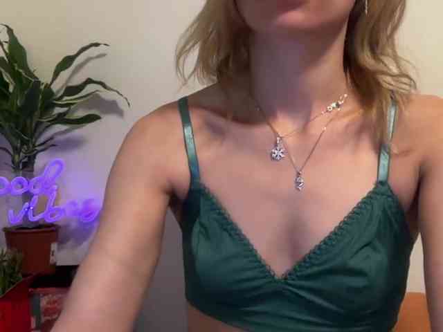 karo131324 webcam