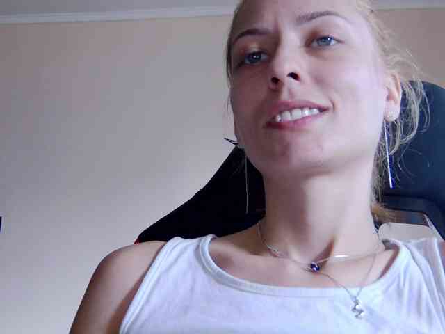 karo131324 webcam
