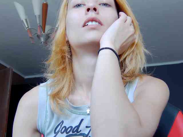 karo131324 webcam