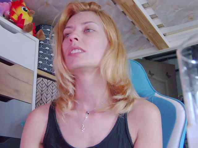 karo131324 webcam