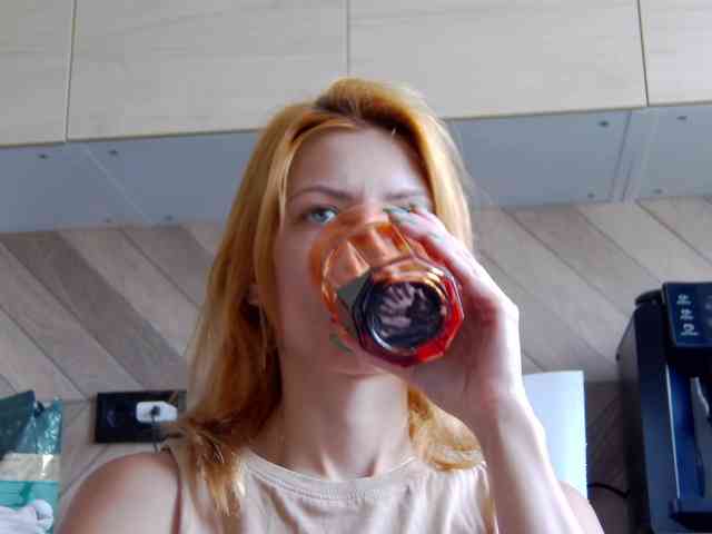 karo131324 webcam