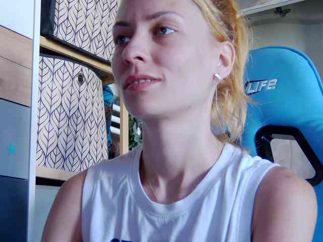 live sex camera Karo131324