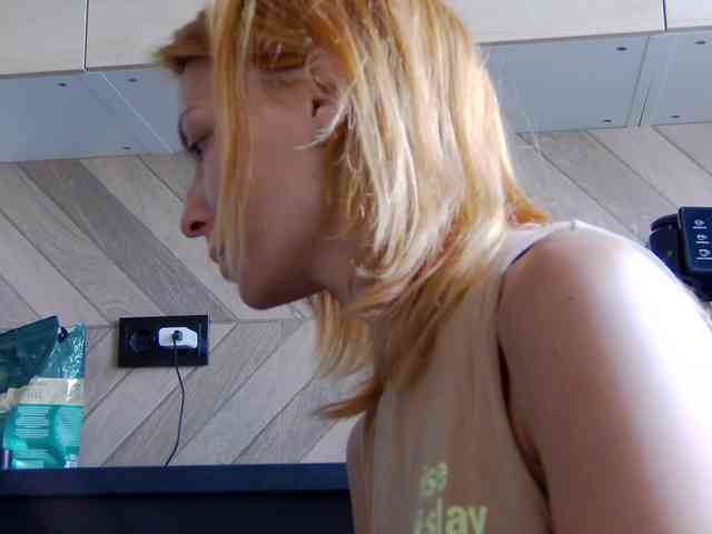 karo131324 webcam