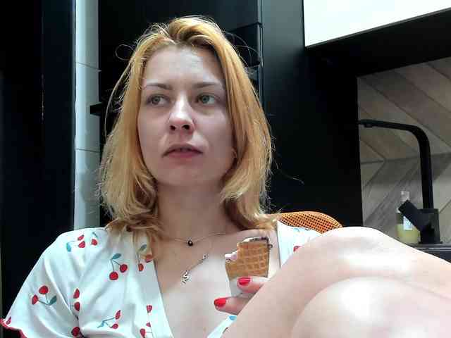 karo131324 webcam