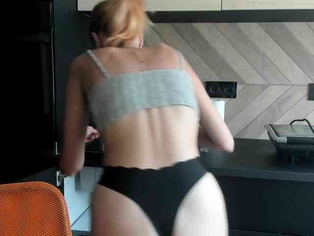 karo131324 webcam