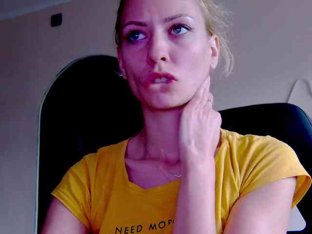 karo131324 webcam