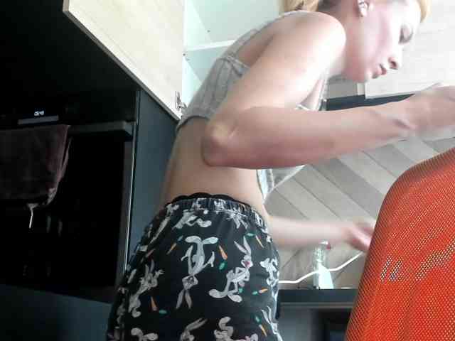 karo131324 webcam