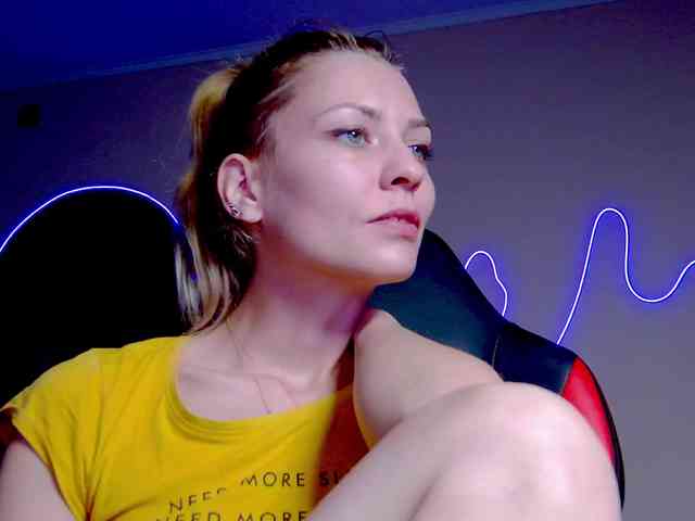 karo131324 webcam