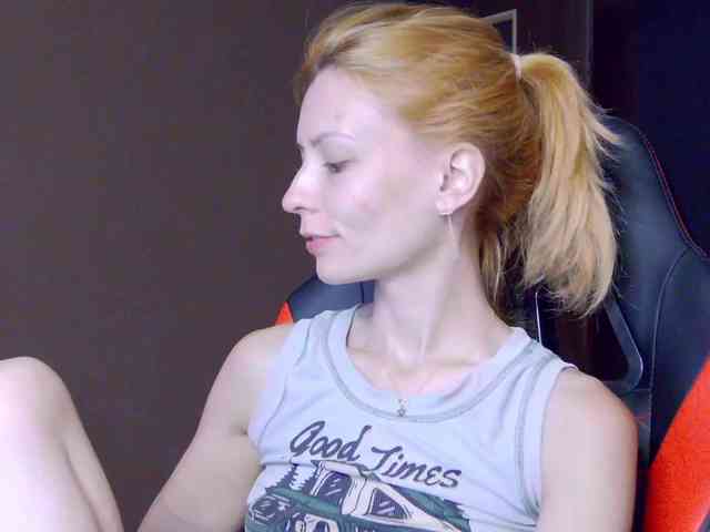 karo131324 webcam