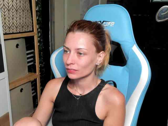 karo131324 webcam