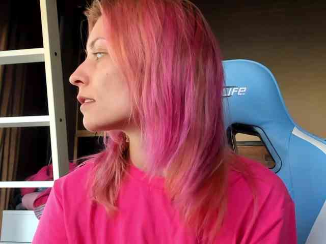 karo131324 webcam