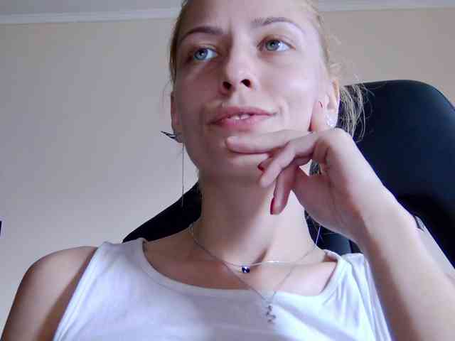 karo131324 webcam