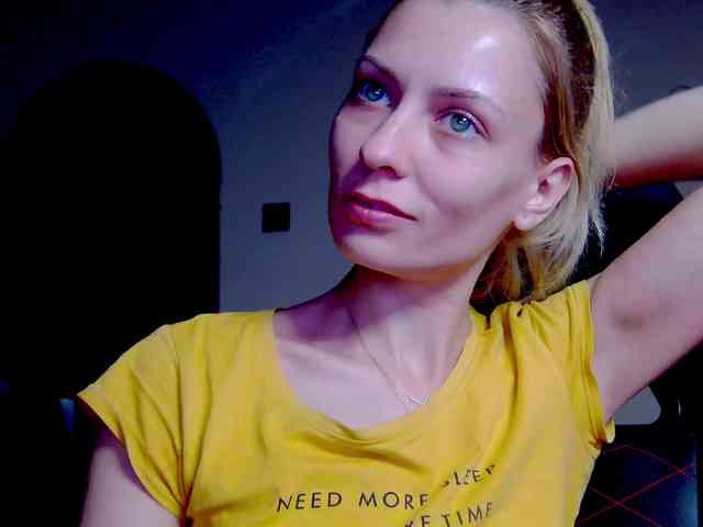 karo131324 webcam
