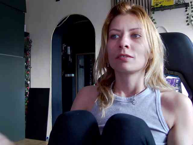karo131324 webcam
