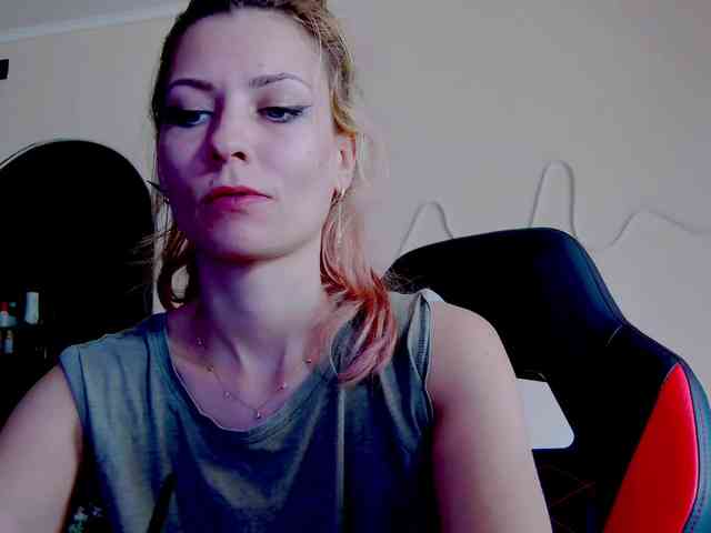 karo131324 webcam