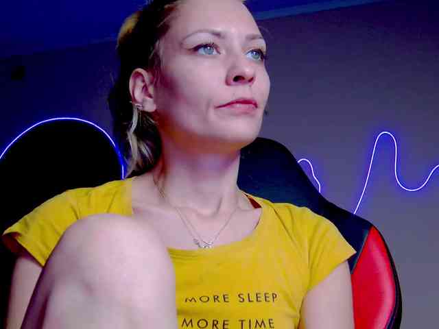 karo131324 webcam