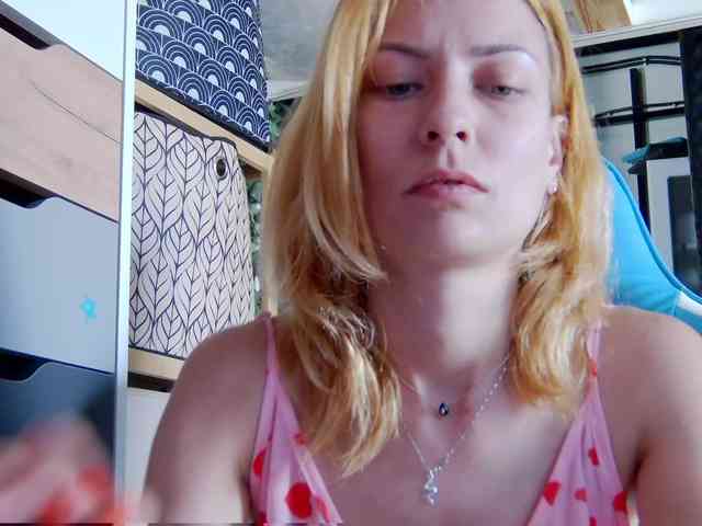 karo131324 webcam