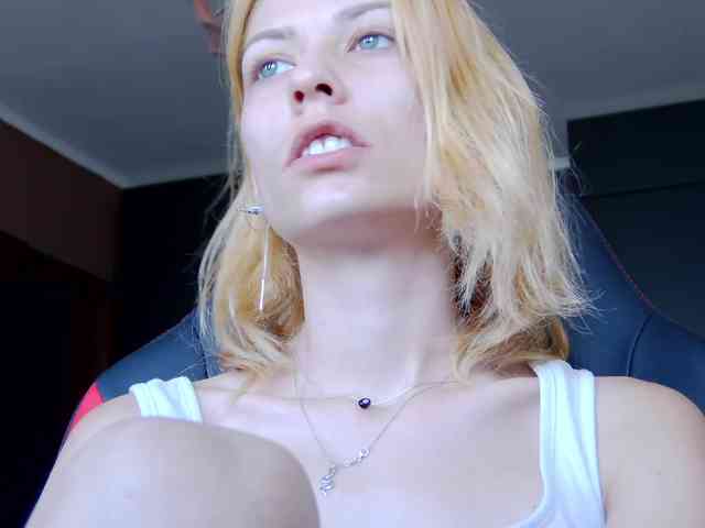 karo131324 webcam