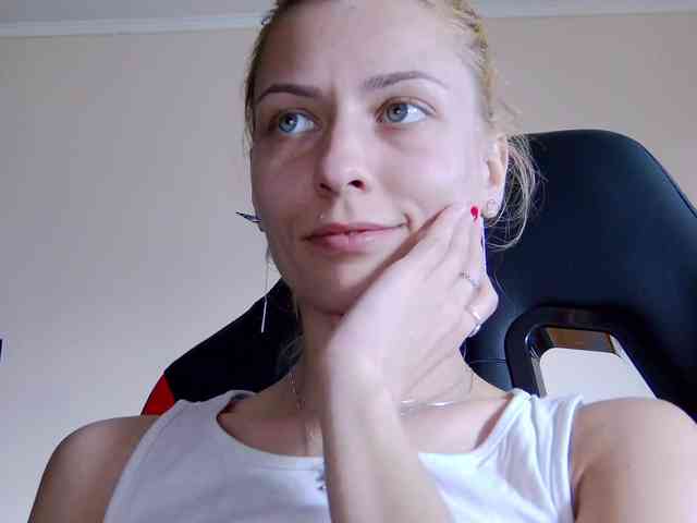 karo131324 webcam